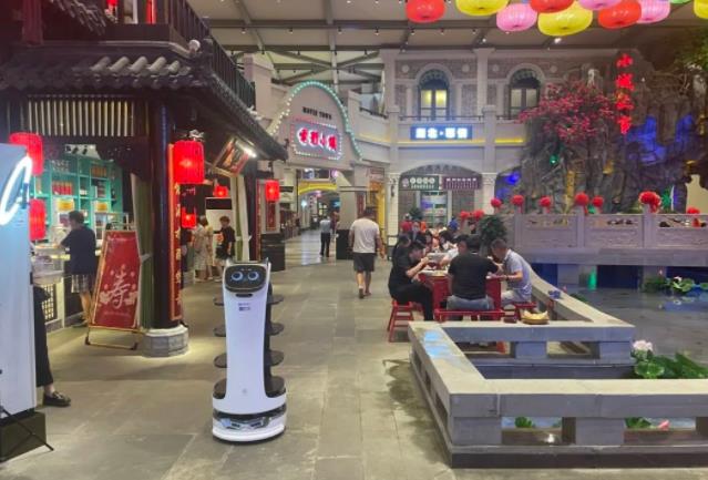 高能预警 引资2亿网红餐厅迎来“普渡机器人”，智能餐饮新零售的颠覆性实验